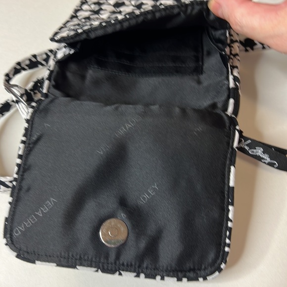 Vera Bradley Midnight Houndstooth Pattern Crossbody. - Picture 5 of 10